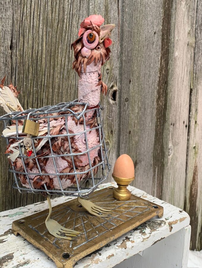 Sculpture, Poule en cage, Nathalie Trepanier